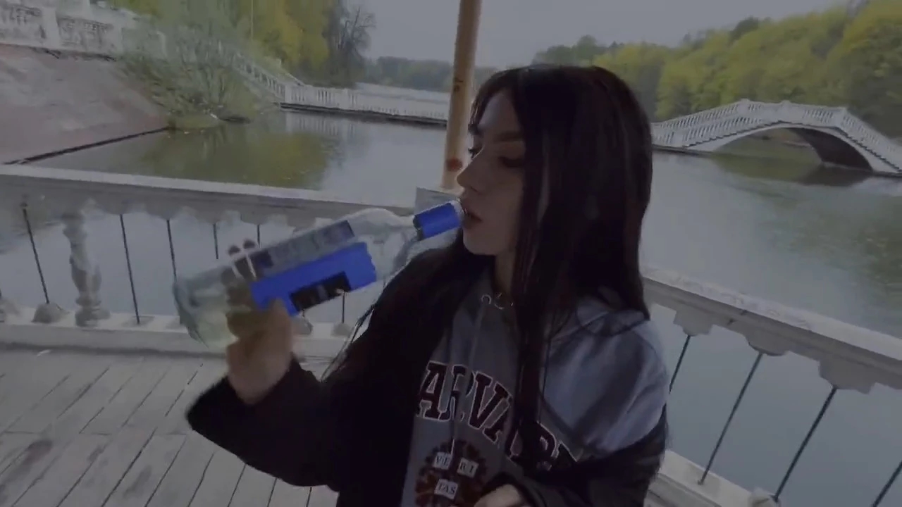 Скандальная ночь на заброшке: что началось после её опьянения | шлюха